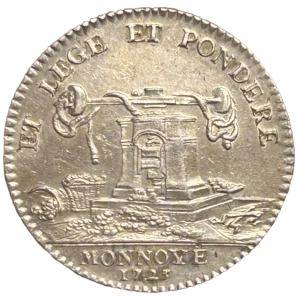 Balancier monétaire. À sa base, des corbeilles remplies de monnaies.