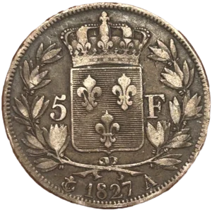 Ecu de France couronné et entouré d'une couronne de laurier.