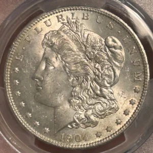 Tête de Liberty à gauche.