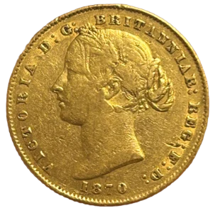 Buste de Victoria laurée à gauche.