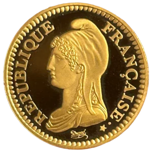 Buste drapé de Marianne à gauche coiffée du bonnet phrygien.