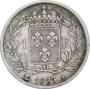 Ecu de France couronné entre une couronne de laurier.