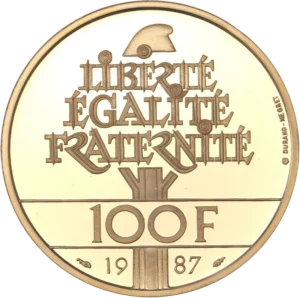 Un arbre dont le feuillage est composé des mots Liberté Egalité Fraternité. au dessus un bonnet phrygien.