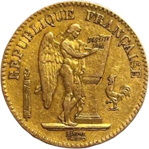 Génie de la République, debout à droite, gravant CONSTITUTION sur une tablette en marbre.