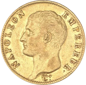 Tête nue de Napoléon Ier à gauche.