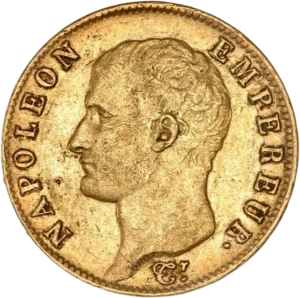 Tête nue de Napoléon Ier à gauche.