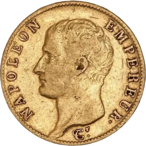 Tête nue de Napoléon Ier à gauche.