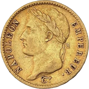 Tête laurée de Napoléon Ier à gauche.