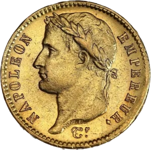 Tête laurée de Napoléon Ier à gauche.