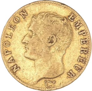 Tête nue de Napoléon Ier à gauche.