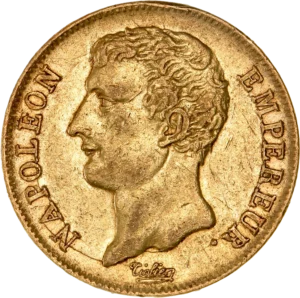Tête nue de Napoléon Ier à gauche.