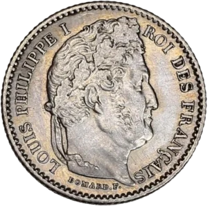 Tête laurée de Louis Philippe Ier à droite.