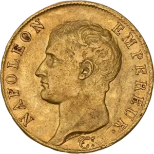 Tête nue de Napoléon Ier à gauche.