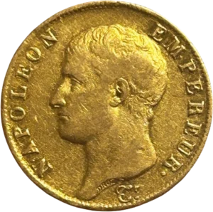 Tête nue de Napoléon Ier à gauche.