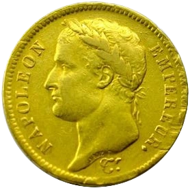 Tête laurée de Napoléon Ier à gauche.