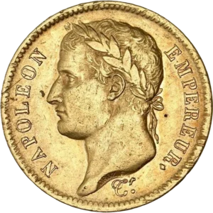 Tête laurée de Napoléon Ier à gauche.