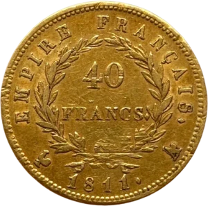 L'inscription 40 francs dans une couronne de laurier.