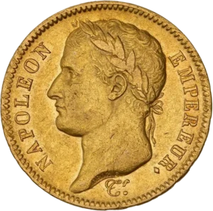 Tête laurée de Napoléon Ier à gauche.