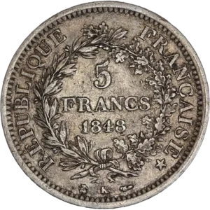 Inscription dans une couronne végétale.