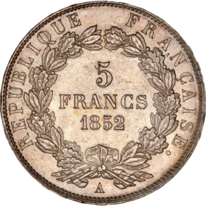 L'inscription "5 francs 1852" dans une couronne végétale.
