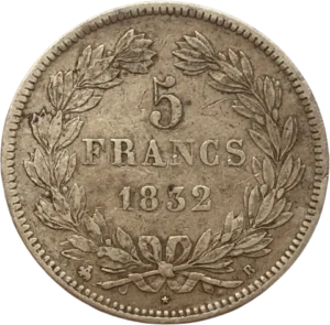 Tête laurée de Louis Philippe Ier à droite.