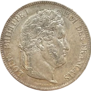 Tête laurée de Louis Philippe Ier à droite.