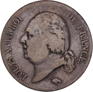 Buste de Louis XVIII à gauche.