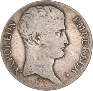 Tête nue de Napoléon Ier à droite.