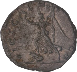 La Victoire ailée allant à gauche en tenant une couronne de lauriers et une palme. à ses pieds un captif.