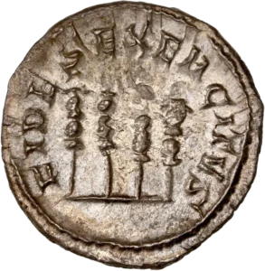 Quatre étendards militaire dans le champs.