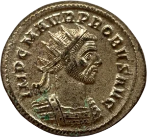 Buste radié et cuirassé de Probus à droite.