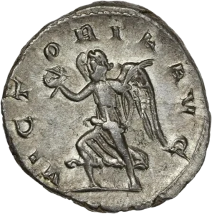 Victoire marchant à gauche en tenant une palme et une couronne de laurier.