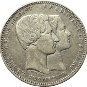 Tête du Roi Léopold Ier à gauche.