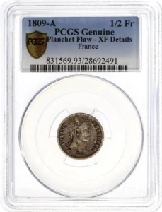 Buste laurée de Napoléon Ier à droite.