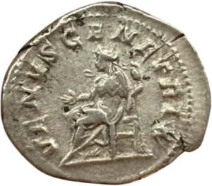 Vénus assise à gauche, sur un siège sans dossier, tenant un sceptre de la main gauche et tenant une pomme de la main droite.