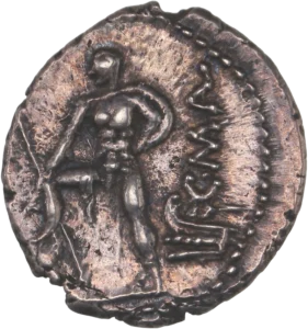 Guerrier nu debout à gauche, portant une lance, le pied sur une cuirasse, un trophée devant lui.