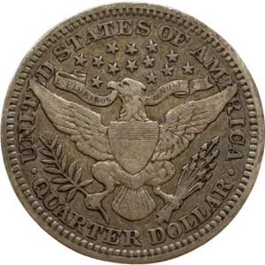 Un aigle aux ailes déployées tenant entre ses serres un foudre et entouré d'une couronne de laurier et présentant l'écusson des Etats Unis sur le torse.