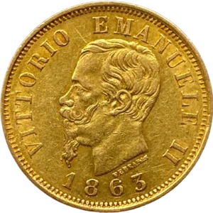 Tête nue de Victor Emmanuel II à gauche.