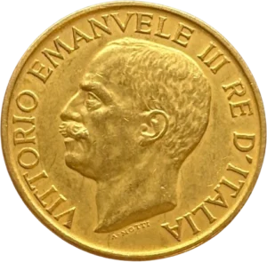 Tête de Victor Emmanuel III à gauche.