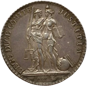 La Justice à gauche tenant les balances et l'épée, s'appuyant sur l'épaule droite de la Loi qui tient son livre ouvert.