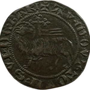 Agneau pascal, à gauche.