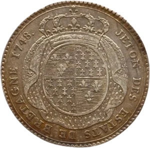 Écu aux armes de Bretagne, couronné et entouré d'une étoffe mouchetée d'hermine.