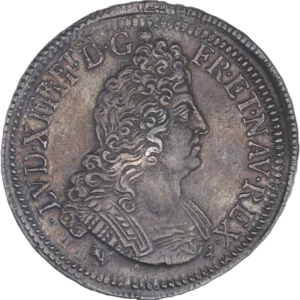 Buste cuirassé de Louis XIV à droite.