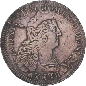 Buste cuirassé de Louis XIV à droite.