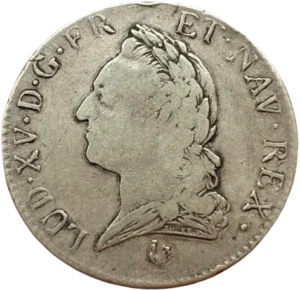 Tête laurée de Louis XV à gauche.