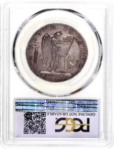 Génie à droite, gravant les tables de la Constitution.