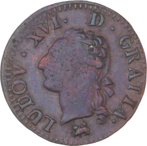 Tête nue de Louis XVI à gauche.