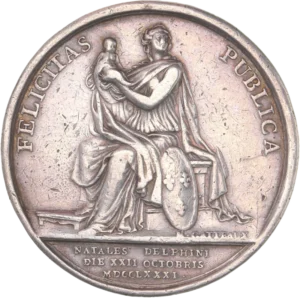 L'allégorie de la France assise de face, un écu aux fleurs de lis appuyé contre son siège, présentant le dauphin qu'elle tient dans ses bras.