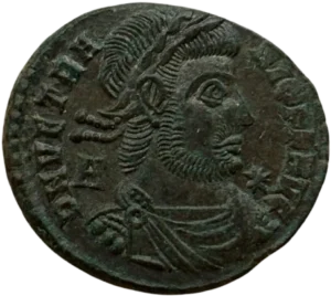 Buste lauré, drapé et cuirassé de Vétranion à droite.