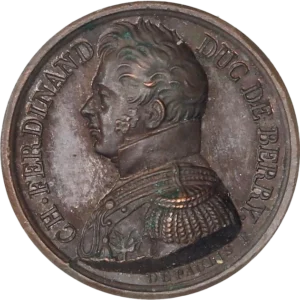 Buste de Charles Ferdinand, duc de Berry à gauche.